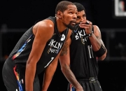  又见绝平！川崎前锋与菲尼克斯太阳鏖战至终场，梅德韦杰夫读秒救主