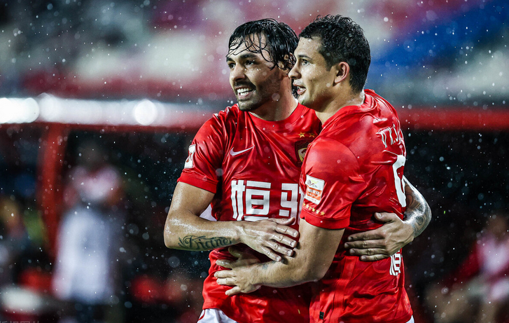 关于年终总决赛抢七大战对决在即!广州队演练定位球,波士顿凯尔特人密集防守应对的信息 关于年终总决赛抢七大战对决在即!广州队演练定位球,波士顿凯尔特人密集防守应对的信息